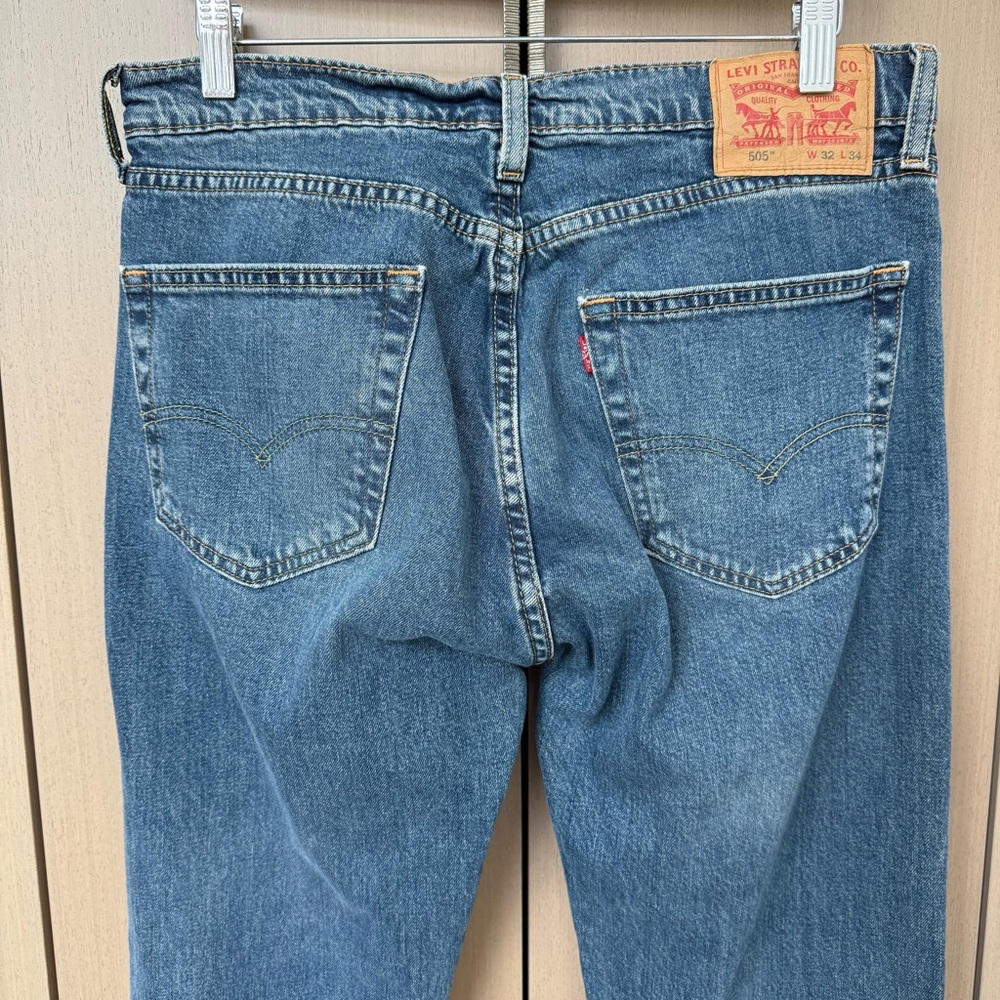 Excellent! Vintage Levi’s 505 Men's Jeans, 32/34
